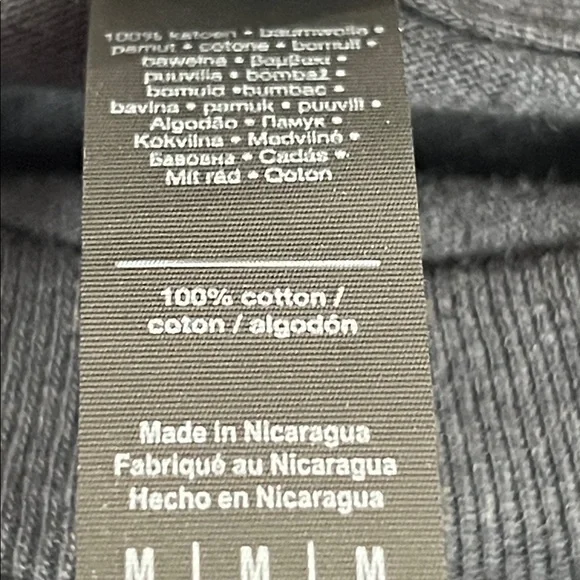 🌞 Gildan NWOT Black Shirt Sleeve Crew Neck Graphic T-Shirt with Front Pocket M - Picture 14 of 16